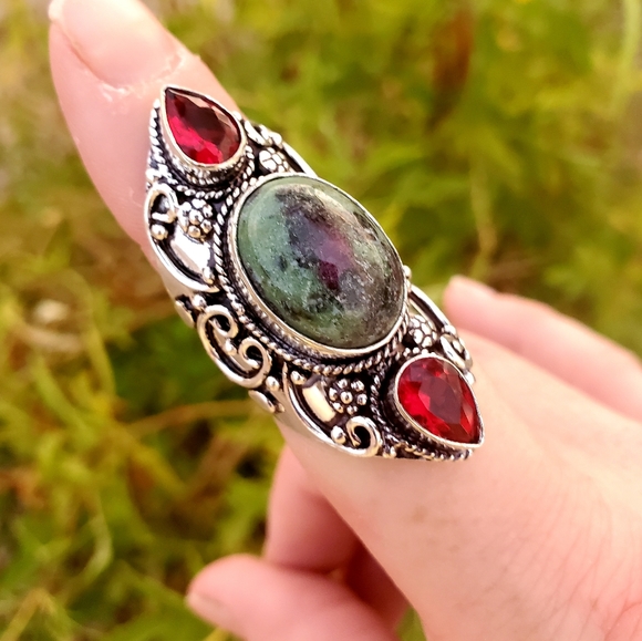 New Huge Ruby Zoisite and Garnet 925 Silver Statement Ring. - Picture 5 of 16